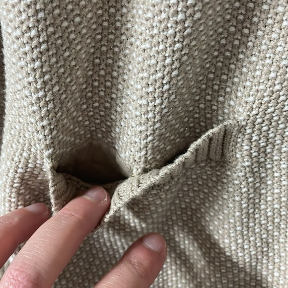Banana Republic size medium white, tan, gold cardigan sweater - Picture 3 of 10